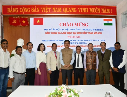 Đại sứ Ấn Độ đến thăm và làm việc tại Khu đền tháp Mỹ Sơn