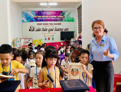 HỌC SINH TRUNG TÂM NGOẠI NGỮ GOLDEN BEE TRẢI NGHIỆM CHƯƠNG TRÌNH GIÁO DỤC DI SẢN TẠI BẢO TÀNG VĂN HÓA SA HUỲNH – CHAMPA