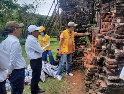 NHỮNG KẾT QUẢ BƯỚC ĐẦU TRONG CÔNG TÁC BẢO QUẢN VẬT LIỆU Ở DI SẢN VĂN HOÁ THẾ GIỚI MỸ SƠN